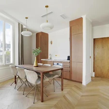 Pick A Flat's In Grands-boulevards - Boulevard Saint-denis *