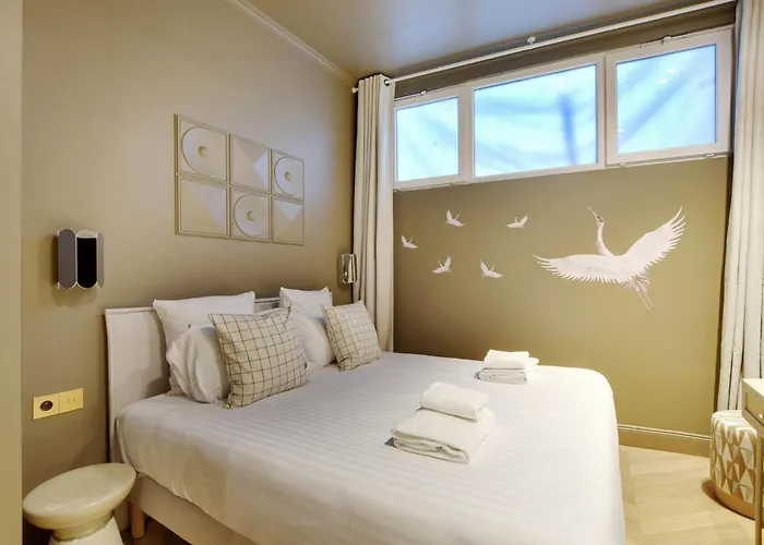 Pick A Flat's In Grands-boulevards - Boulevard Saint-denis * Paris