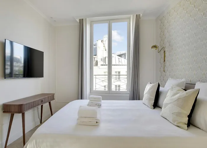 Pick A Flat's In Grands-boulevards - Boulevard Saint-denis