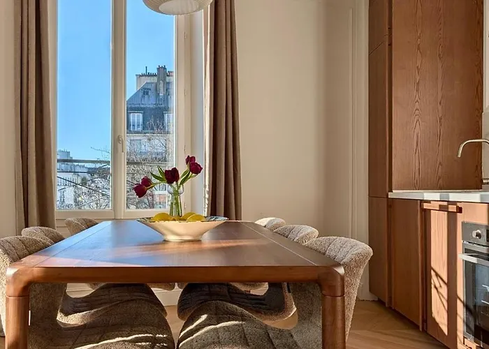 Pick A Flat's In Grands-boulevards - Boulevard Saint-denis * Paris