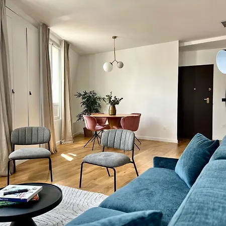Pick A Flat's In Grands-boulevards - Boulevard Saint-denis *